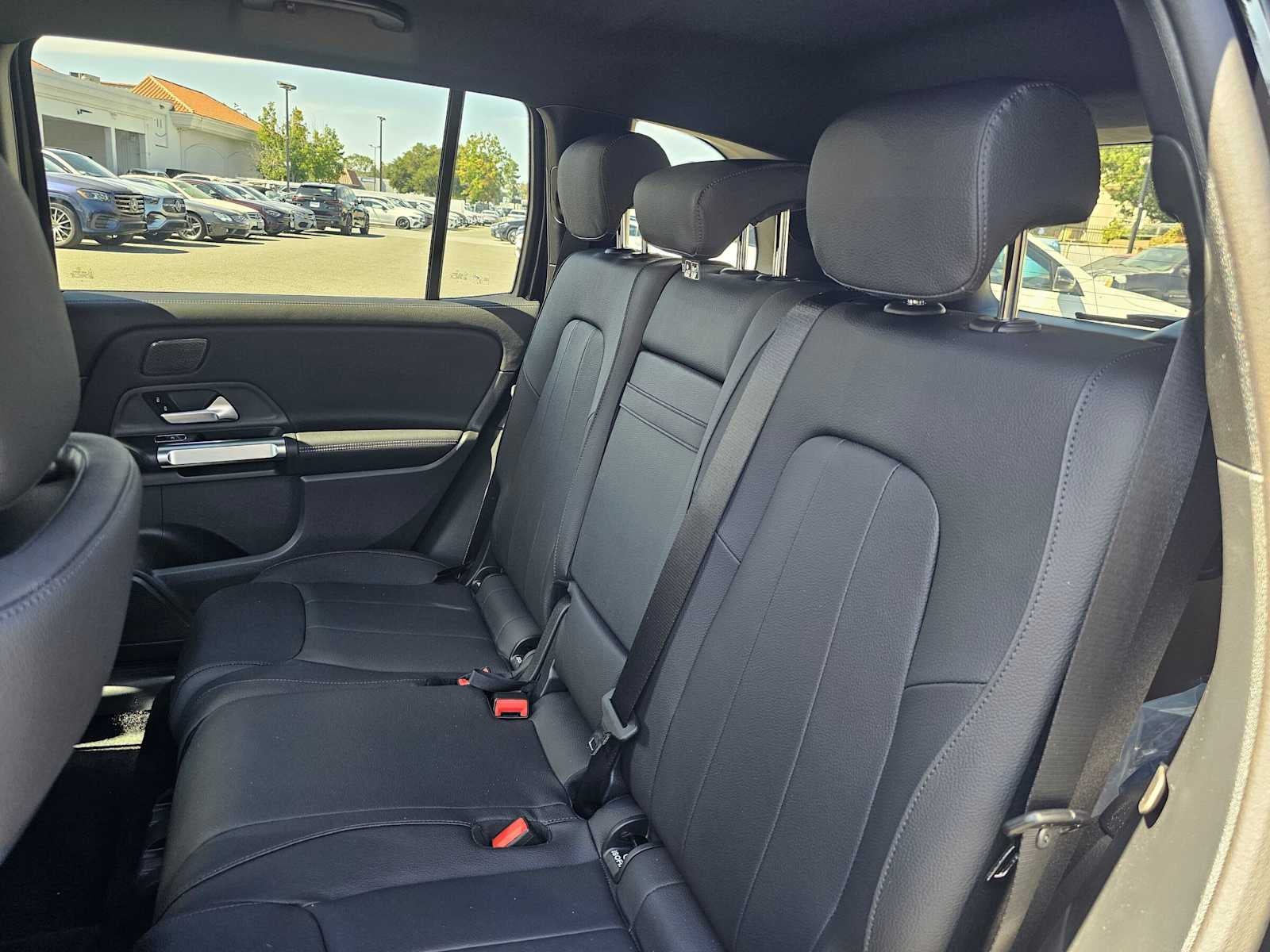 2026 Mercedes-Benz GLB 250 SUV