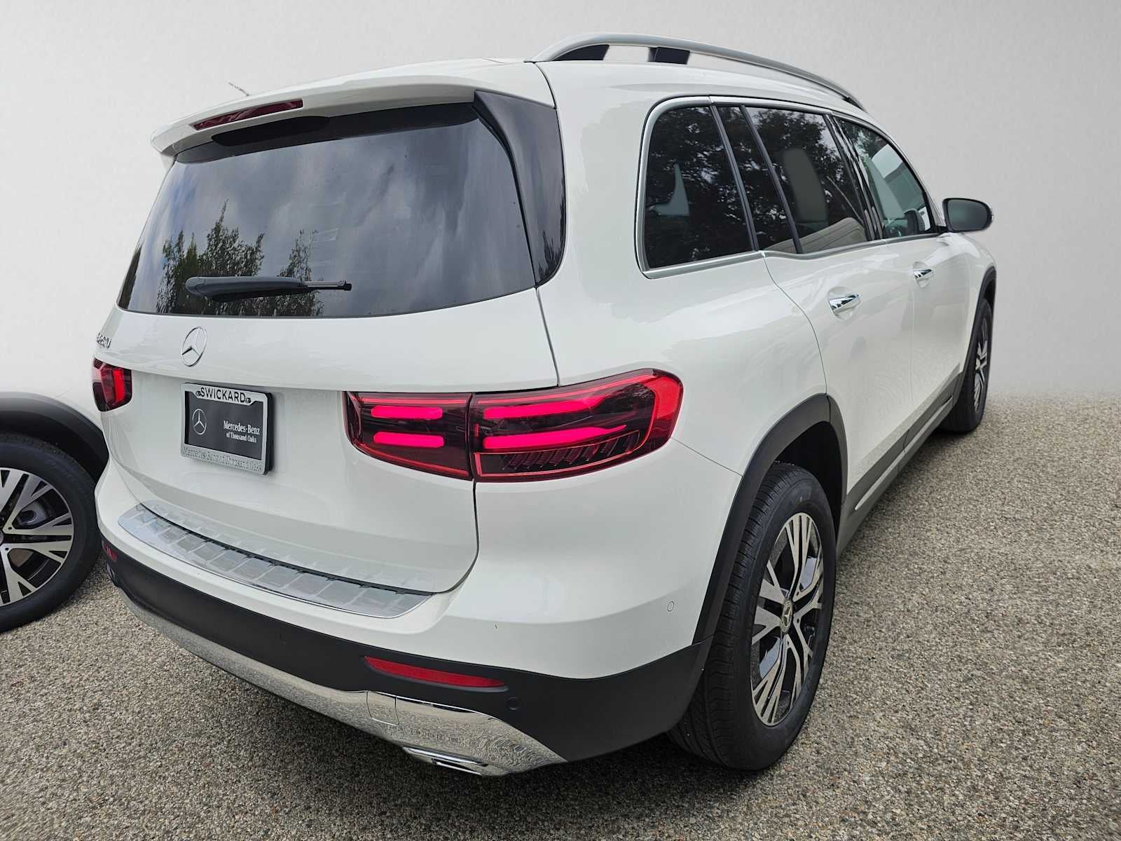 2026 Mercedes-Benz GLB 250 SUV