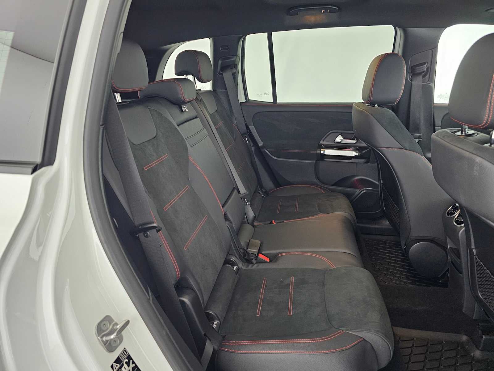 2025 Mercedes-Benz GLB GLB 250