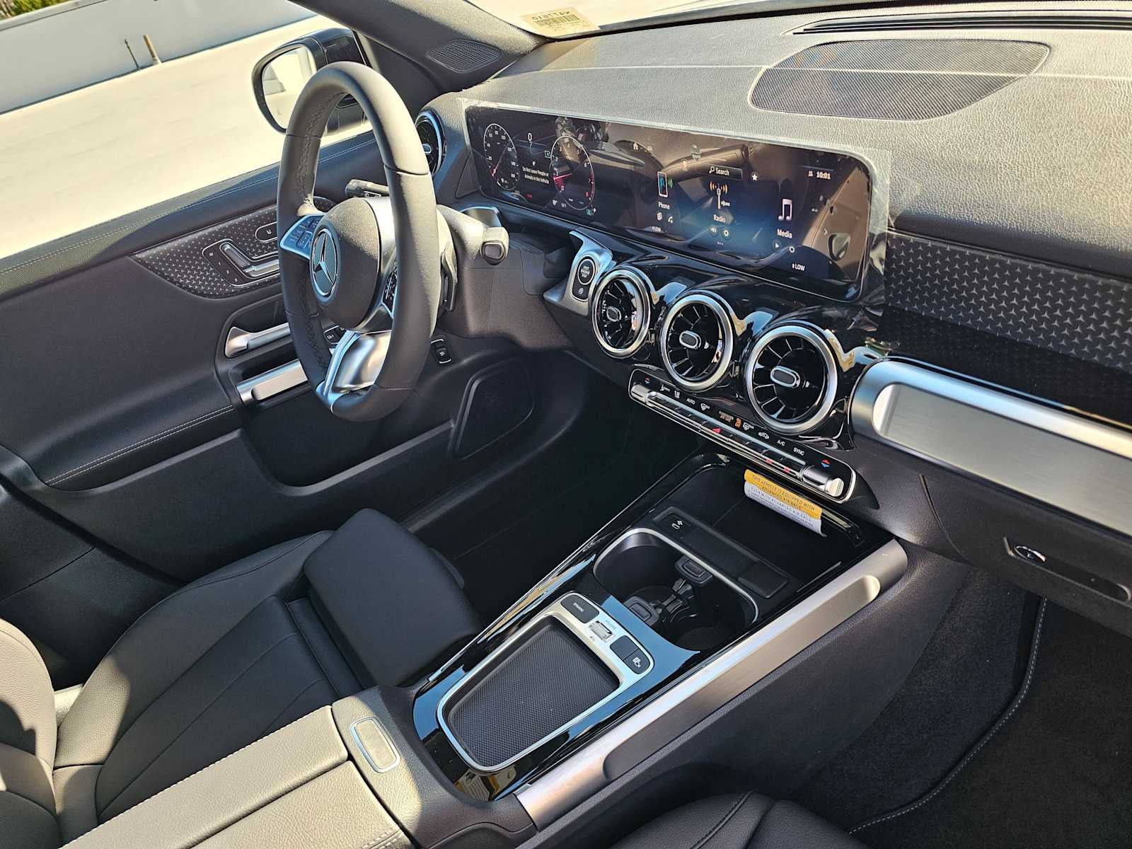 2026 Mercedes-Benz GLB 250 SUV