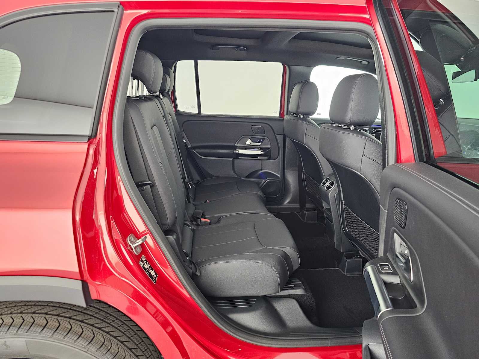 2026 Mercedes-Benz GLB 250 SUV