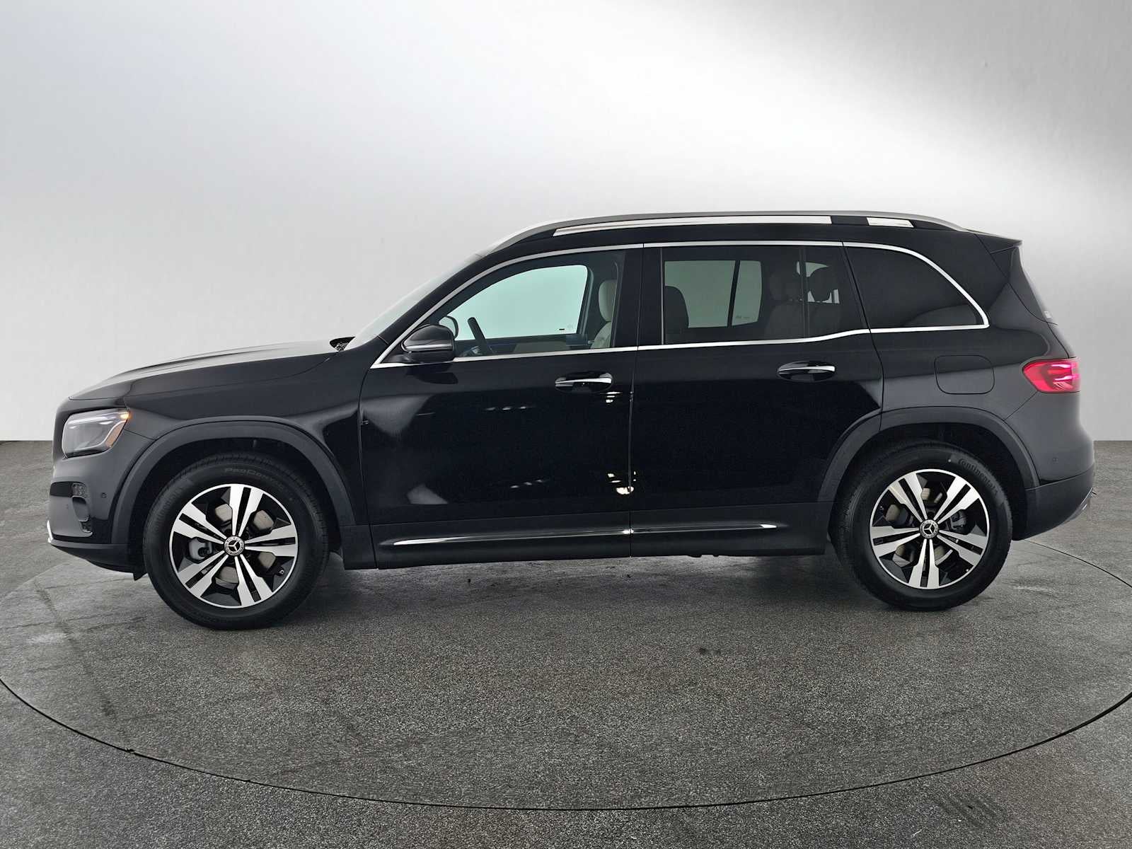 2026 Mercedes-Benz GLB 250 SUV