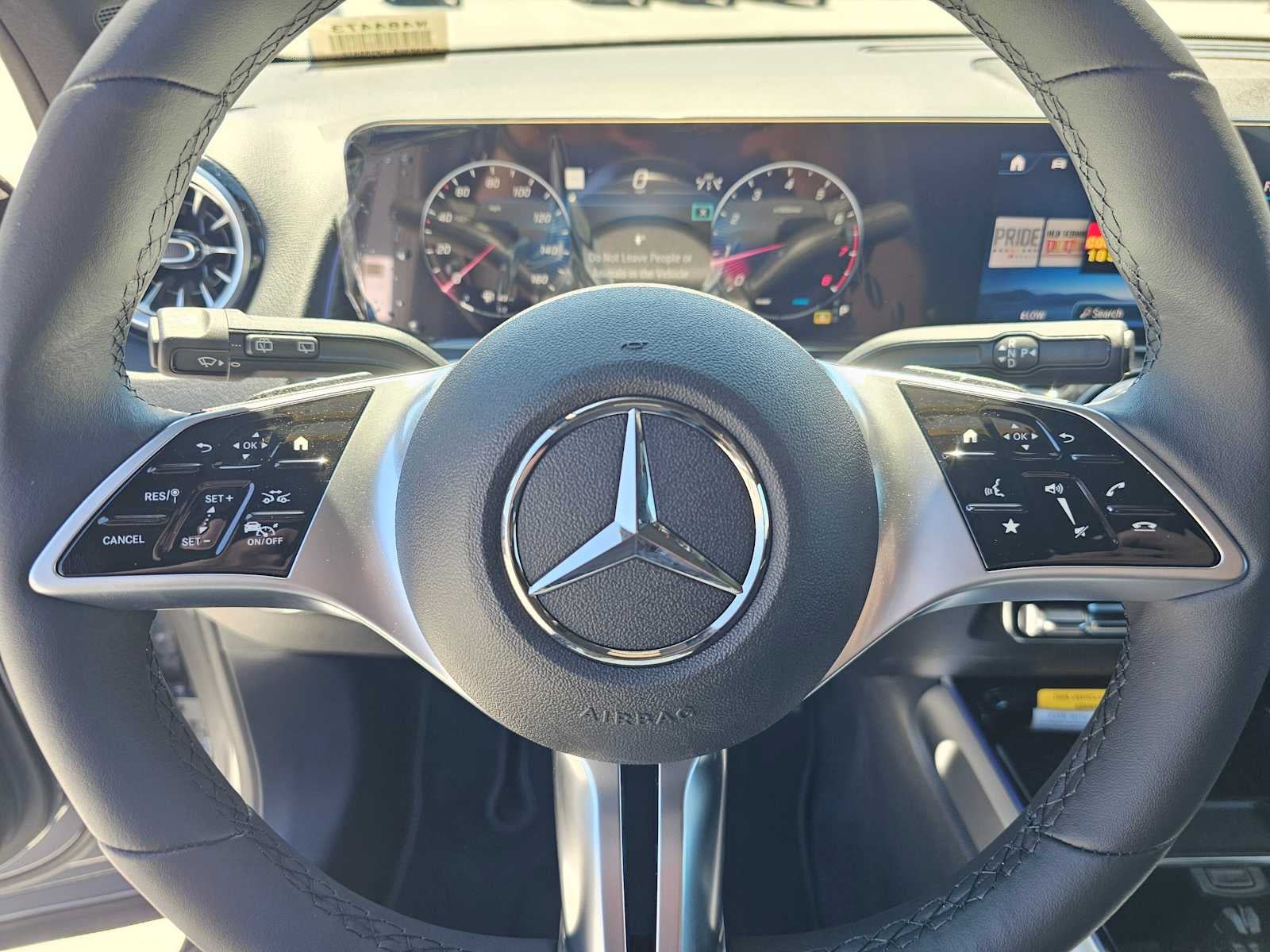 2026 Mercedes-Benz GLB 250 SUV