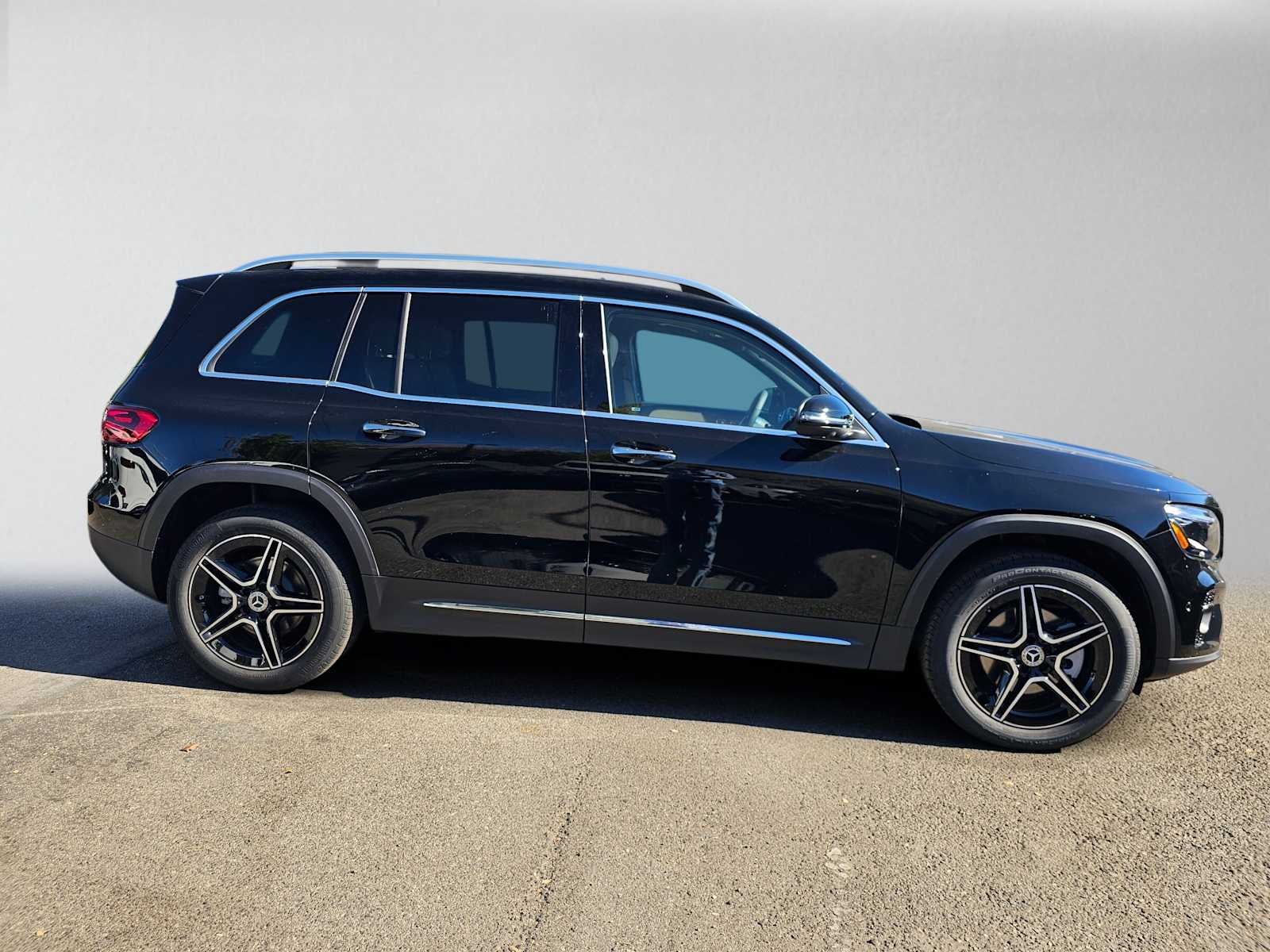 2026 Mercedes-Benz GLB 250 SUV