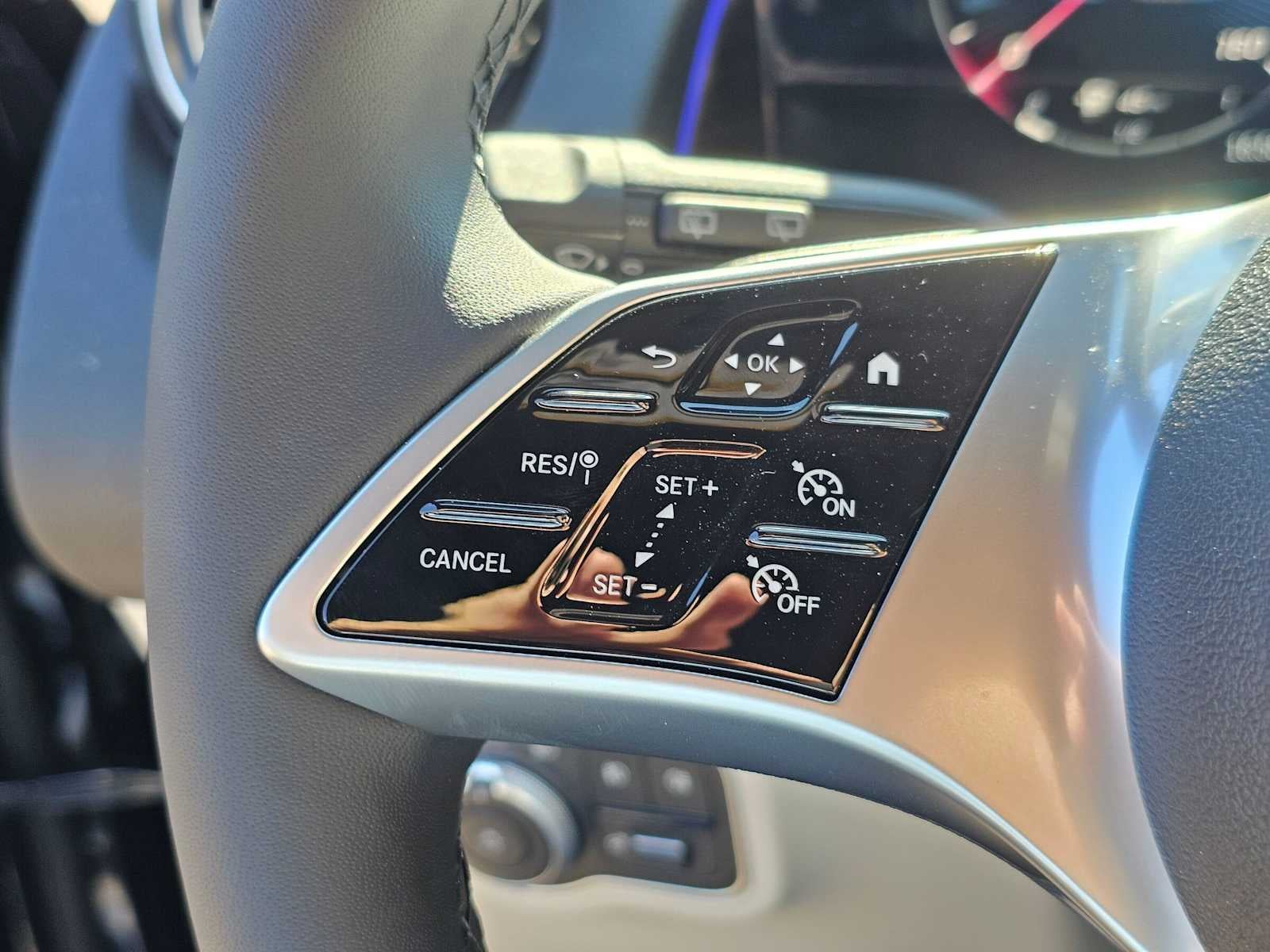 2026 Mercedes-Benz GLB 250 SUV