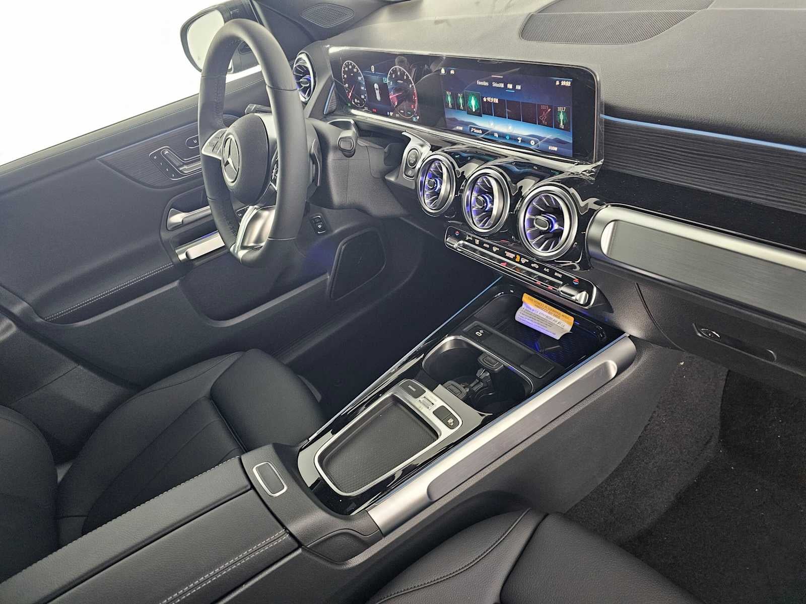 2026 Mercedes-Benz GLB 250 SUV