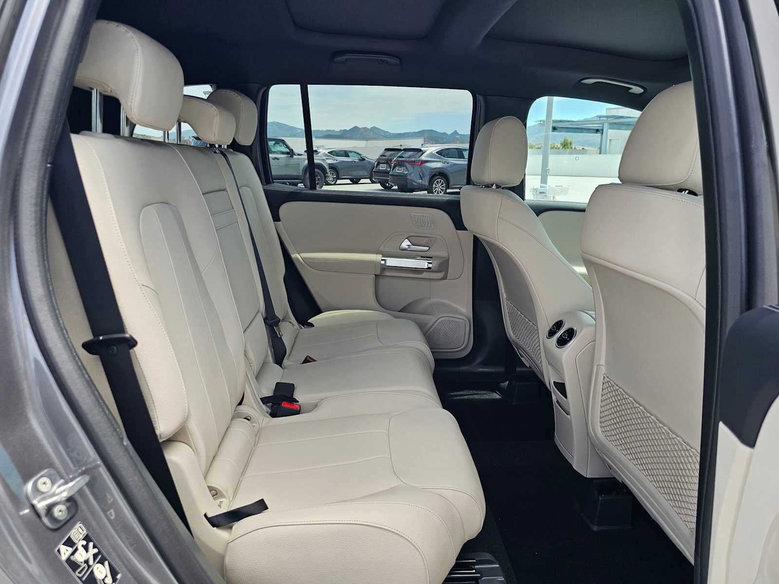 2026 Mercedes-Benz GLB 250 SUV