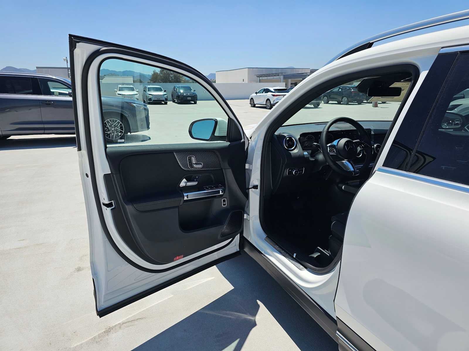 2026 Mercedes-Benz GLB 250 SUV
