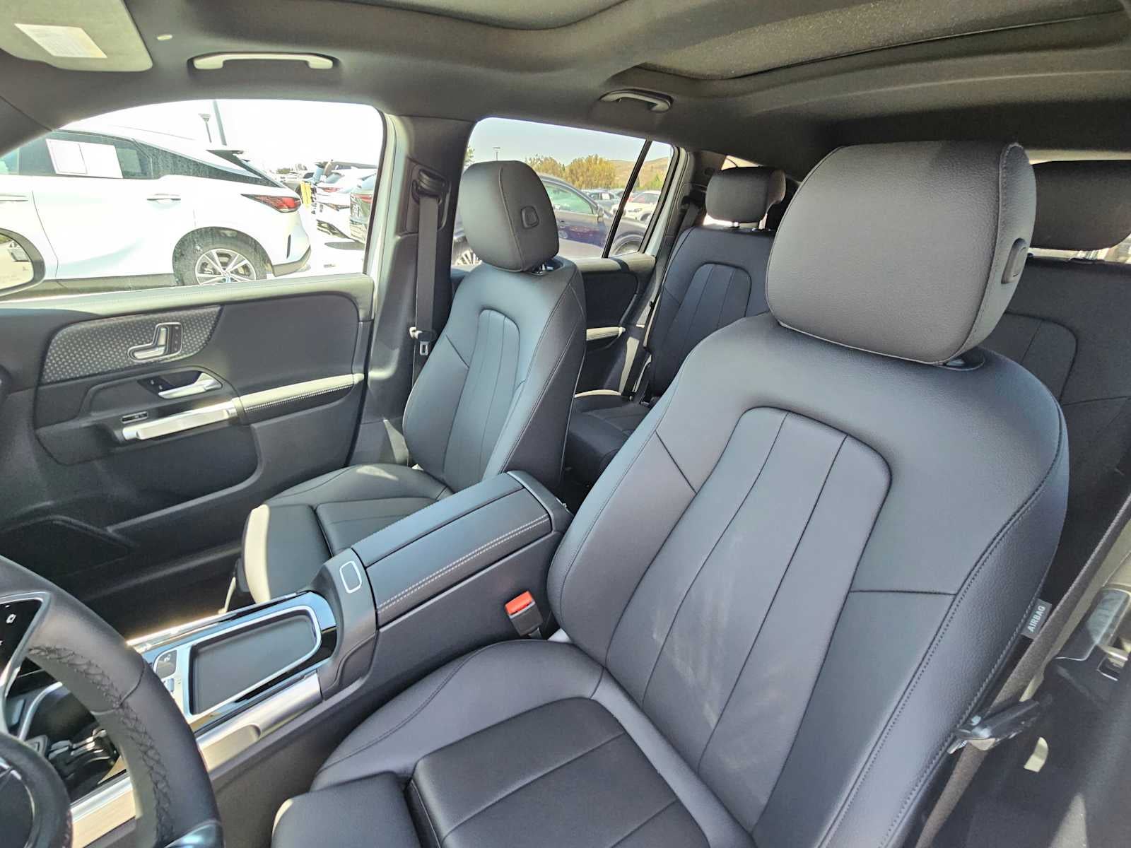 2026 Mercedes-Benz GLB 250 SUV