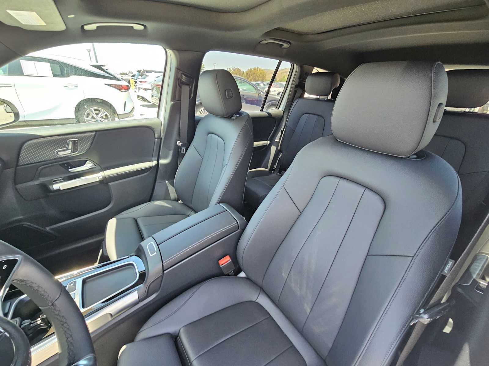 2026 Mercedes-Benz GLB 250 SUV