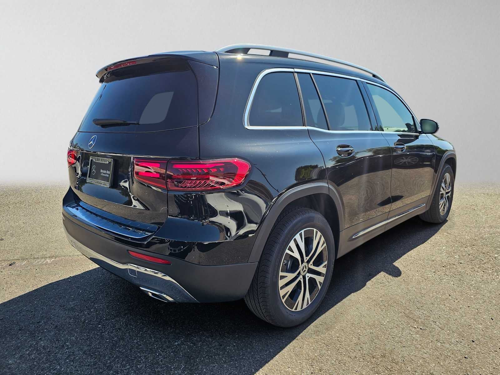 2026 Mercedes-Benz GLB 250 SUV