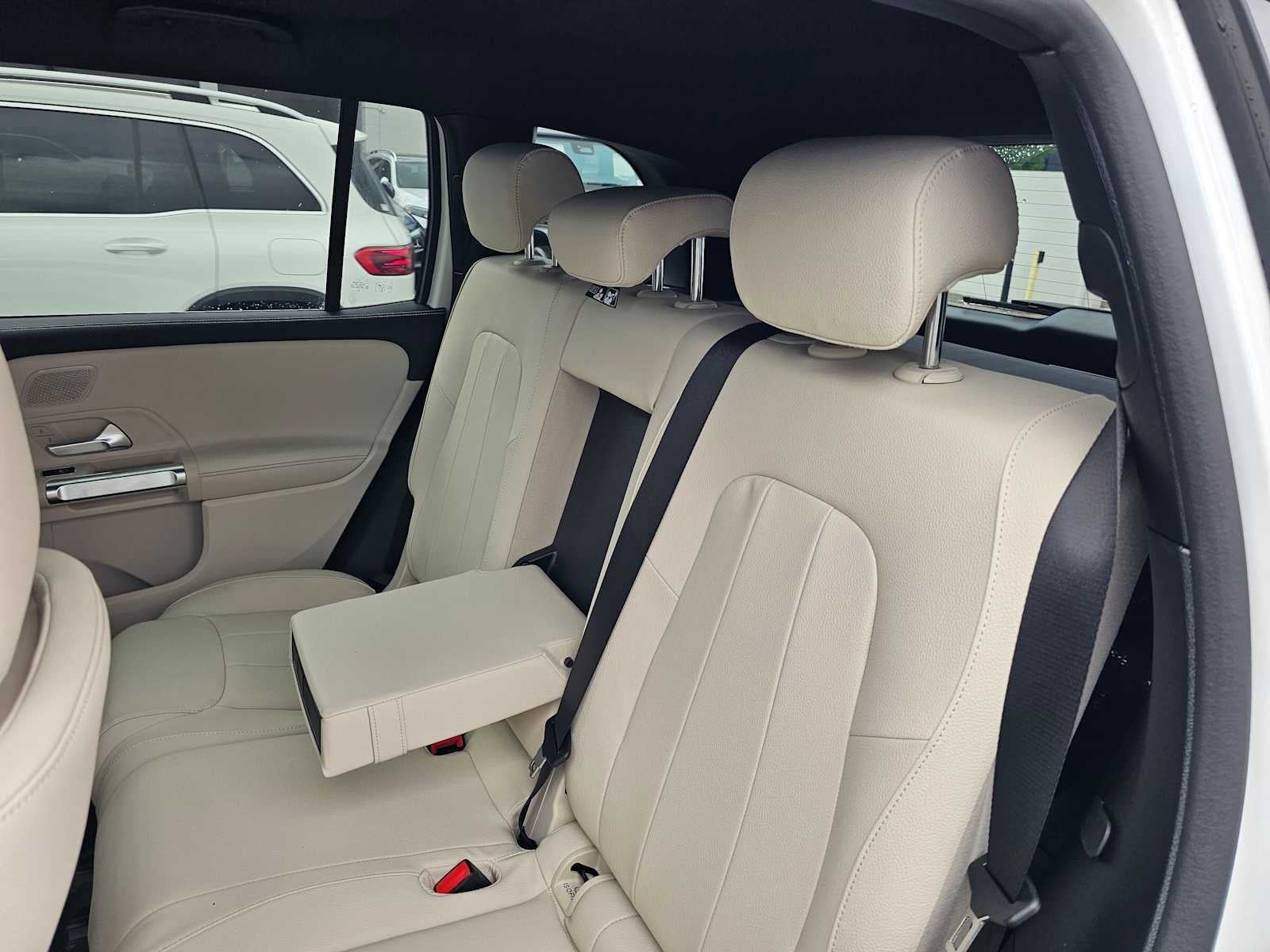 2026 Mercedes-Benz GLB 250 SUV