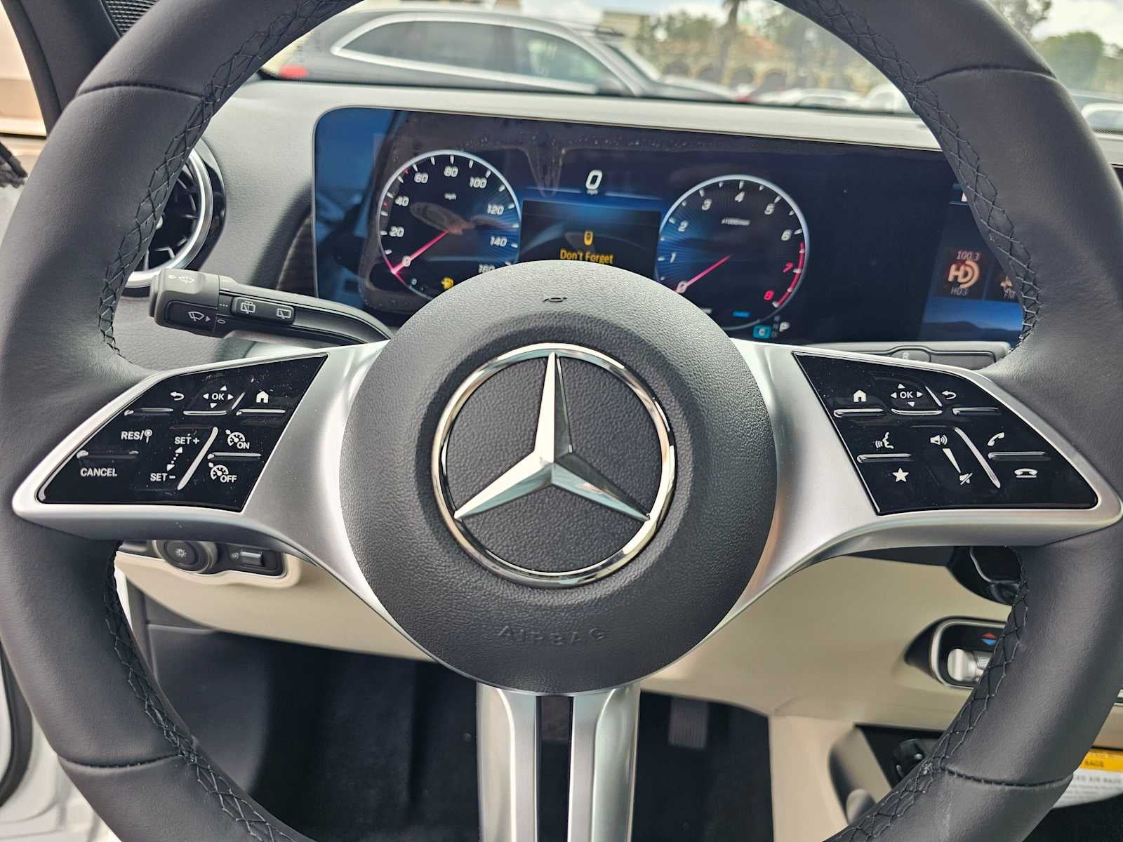 2026 Mercedes-Benz GLB 250 SUV