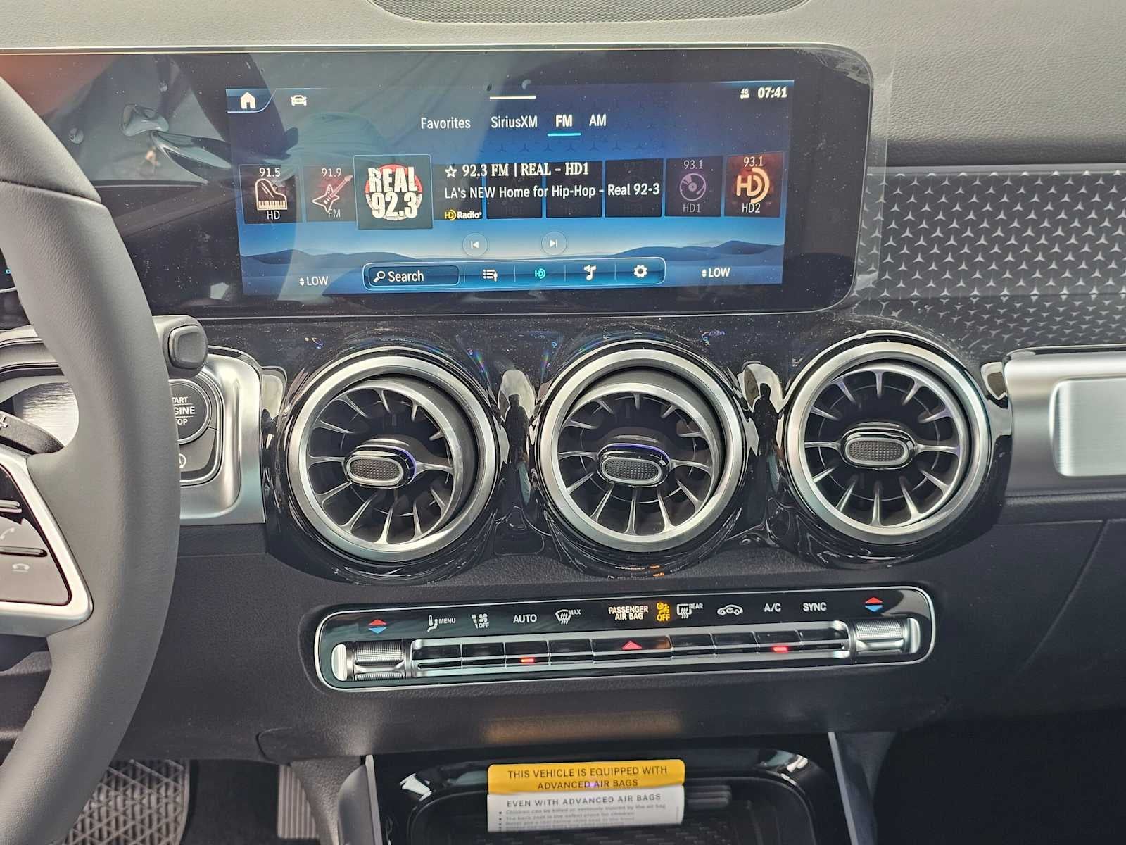 2026 Mercedes-Benz GLB 250 SUV