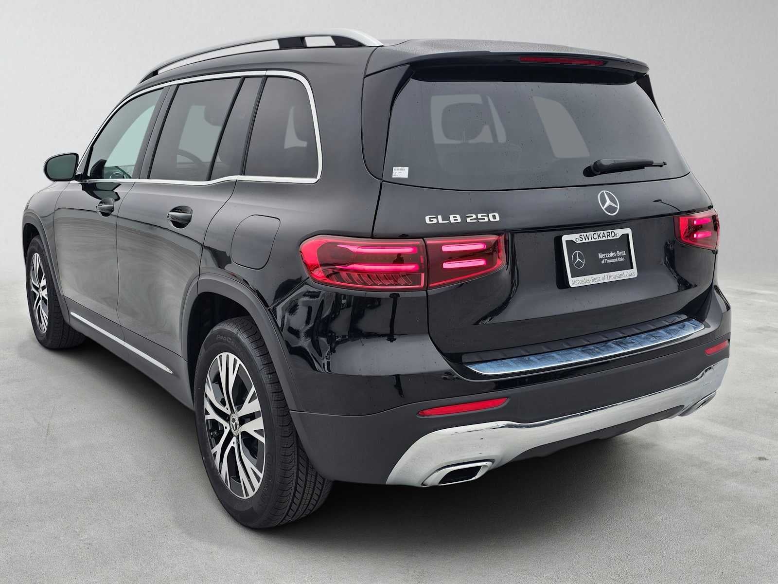2026 Mercedes-Benz GLB 250 SUV