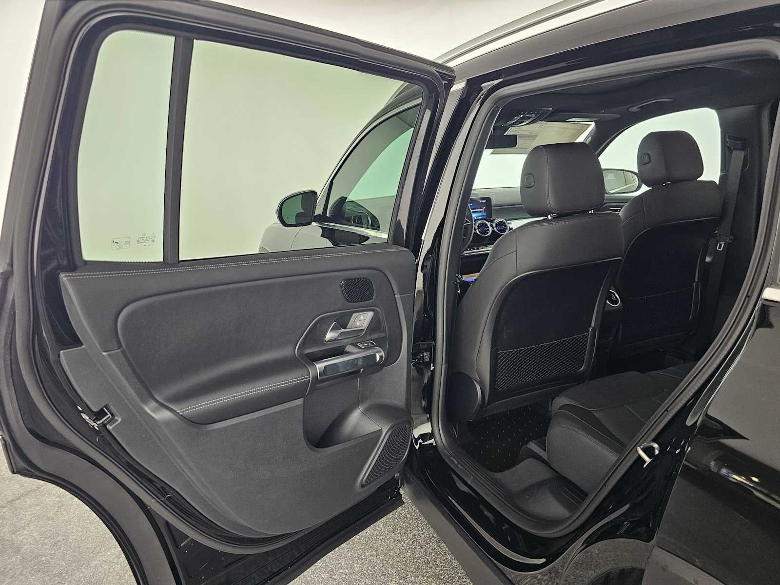 2026 Mercedes-Benz GLB 250 SUV