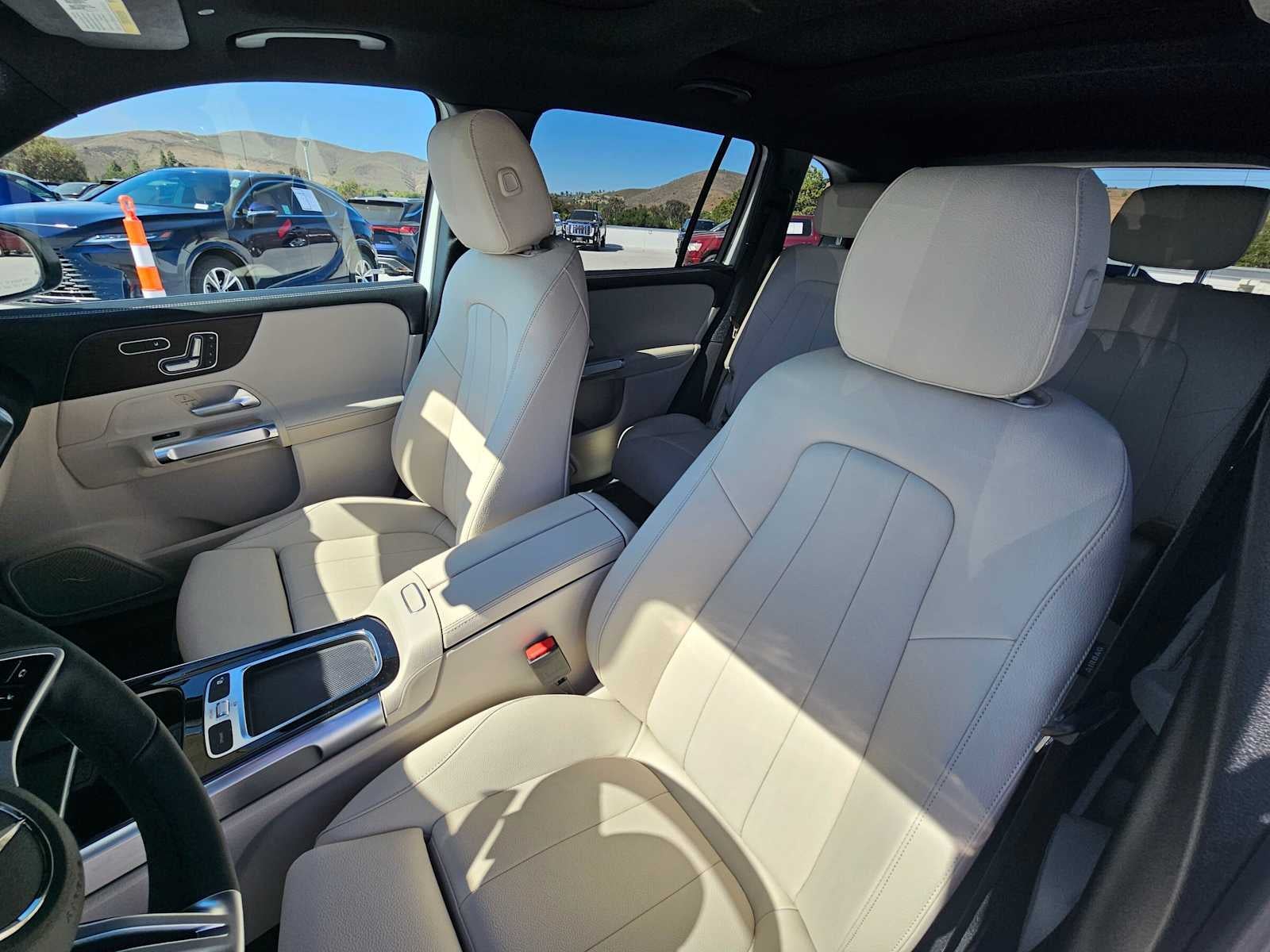 2026 Mercedes-Benz GLB 250 SUV