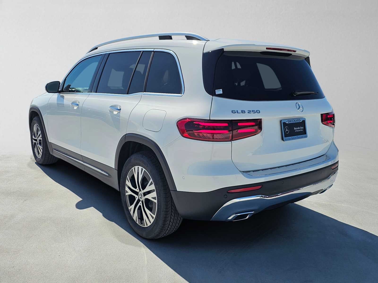 2026 Mercedes-Benz GLB 250 SUV