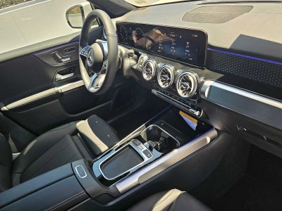 2026 Mercedes-Benz GLB 250 SUV
