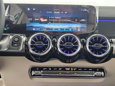 2026 Mercedes-Benz GLB 250 SUV