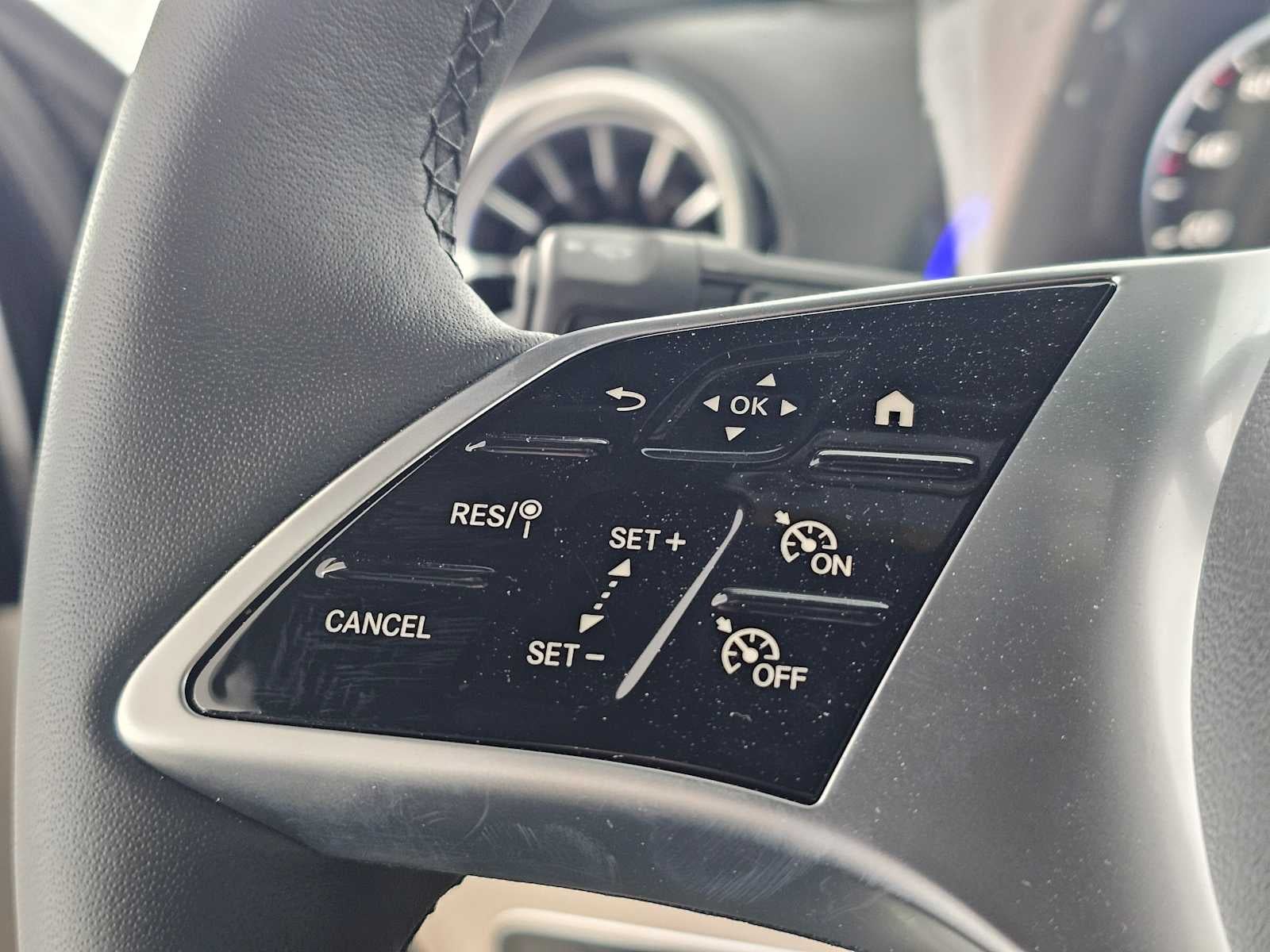 2026 Mercedes-Benz GLB 250 SUV