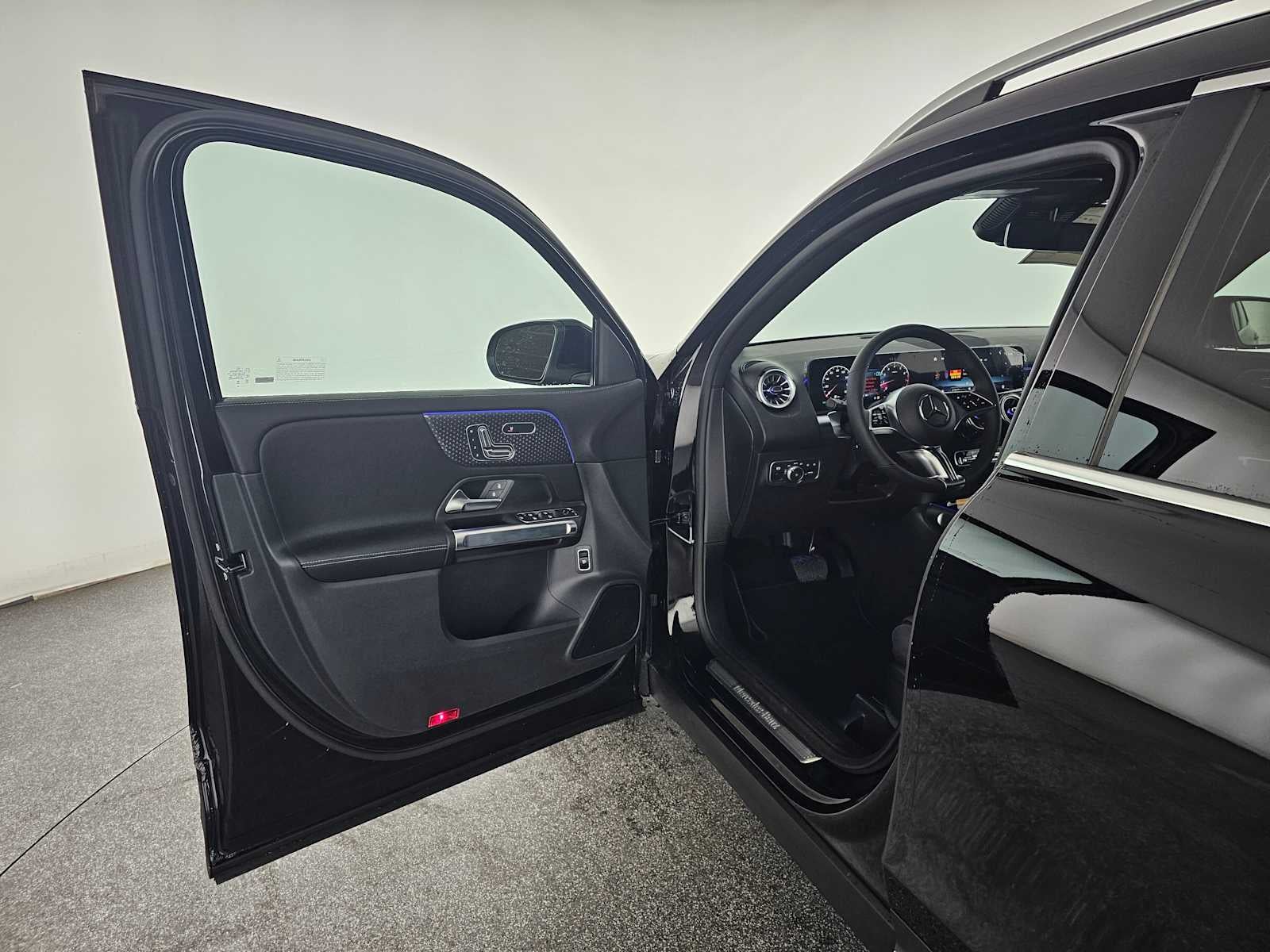 2026 Mercedes-Benz GLB 250 SUV