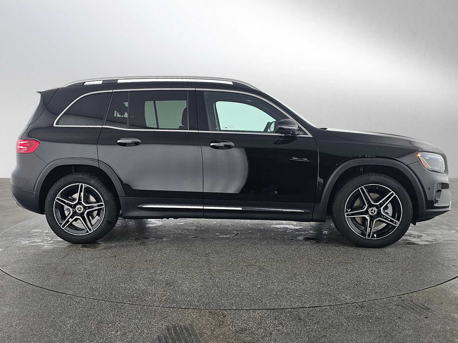 2026 Mercedes-Benz GLB 250 SUV