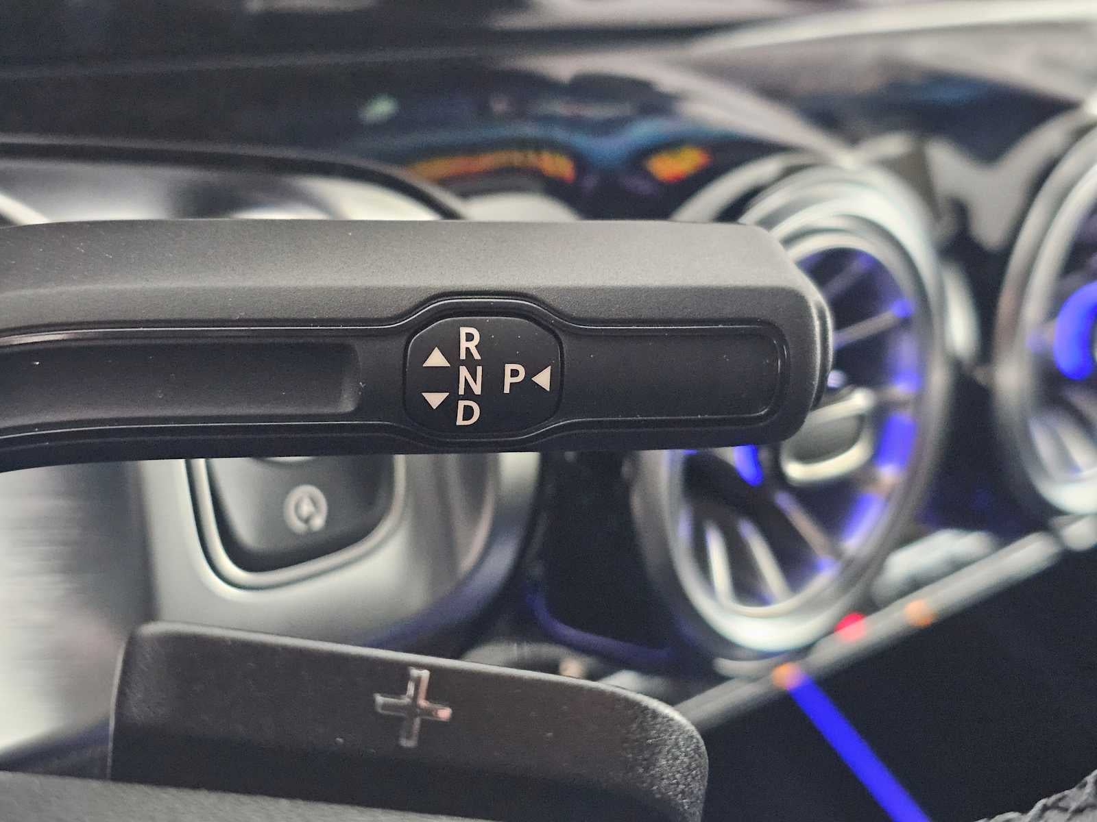 2026 Mercedes-Benz GLB 250 SUV