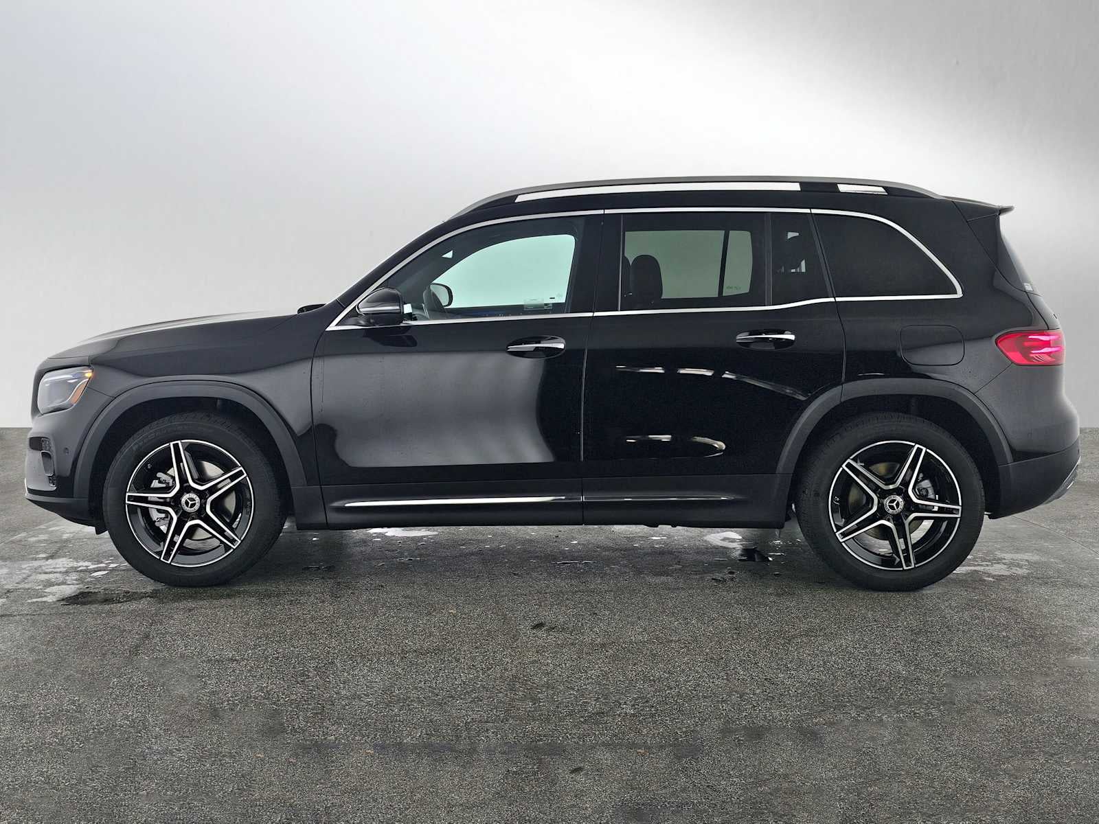 2026 Mercedes-Benz GLB 250 SUV