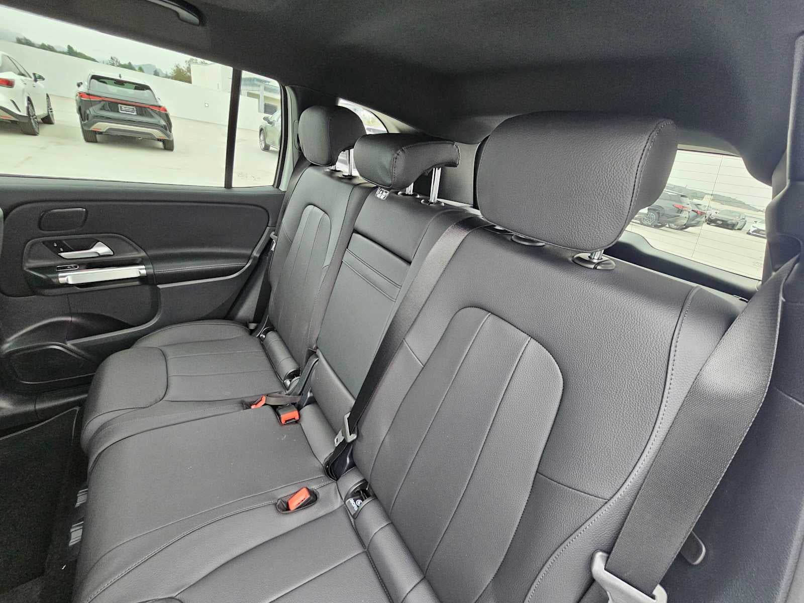2026 Mercedes-Benz GLB 250 SUV