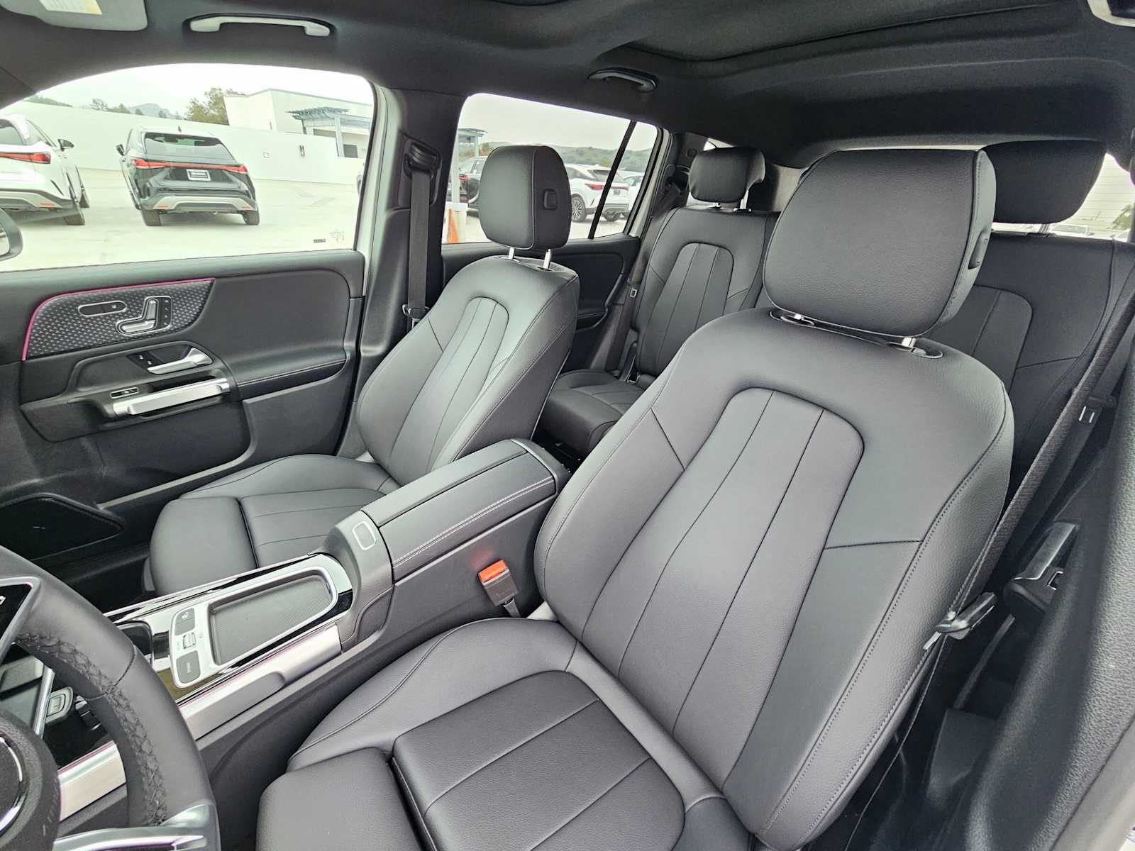 2026 Mercedes-Benz GLB 250 SUV