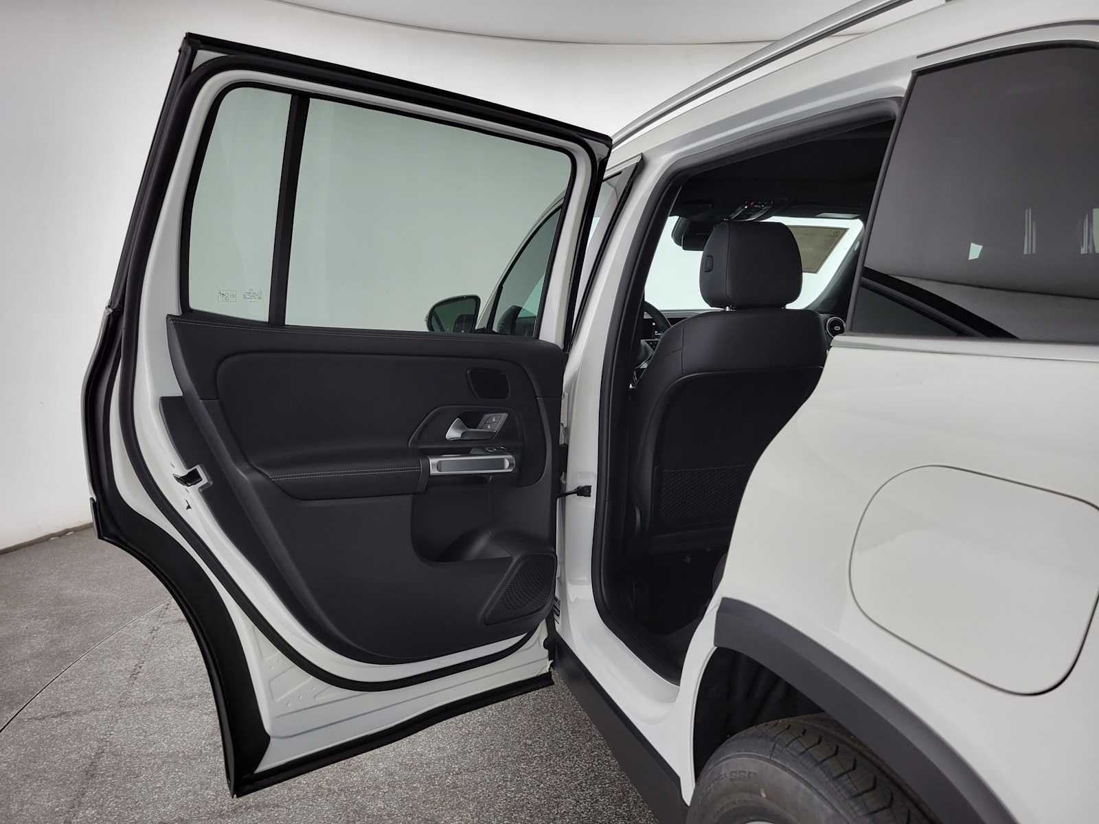 2026 Mercedes-Benz GLB 250 SUV