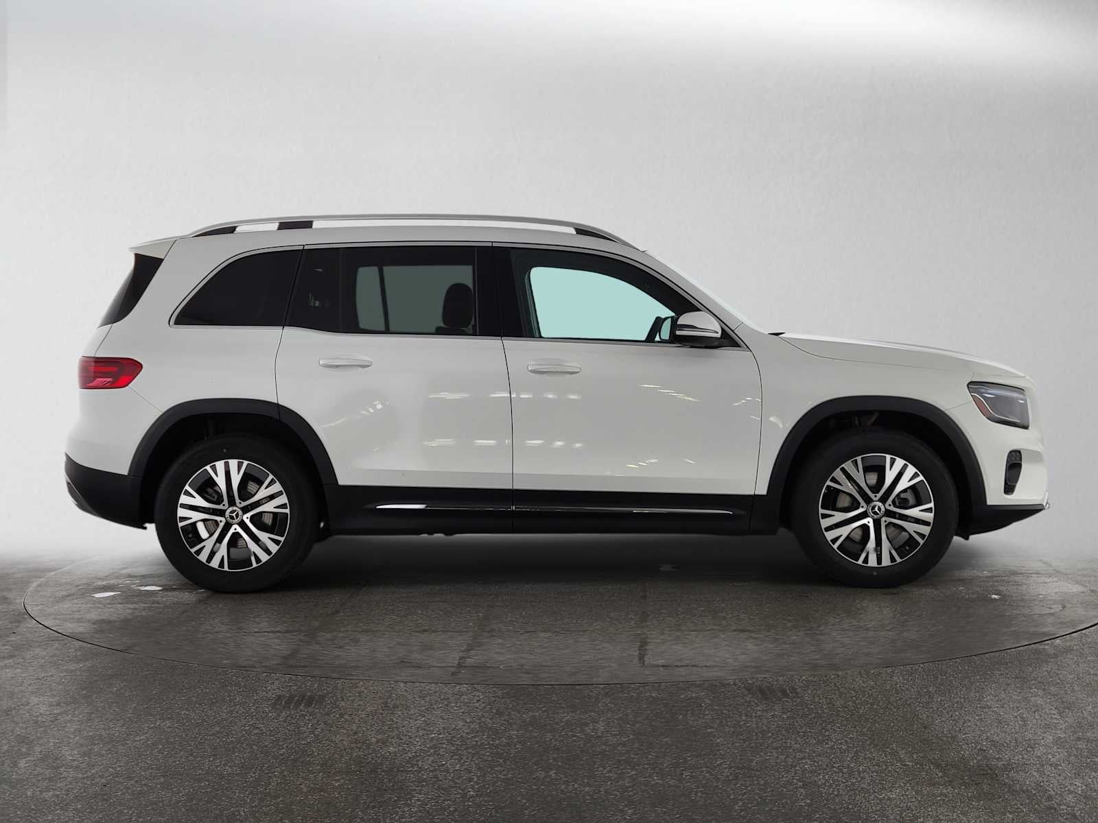 2026 Mercedes-Benz GLB 250 SUV