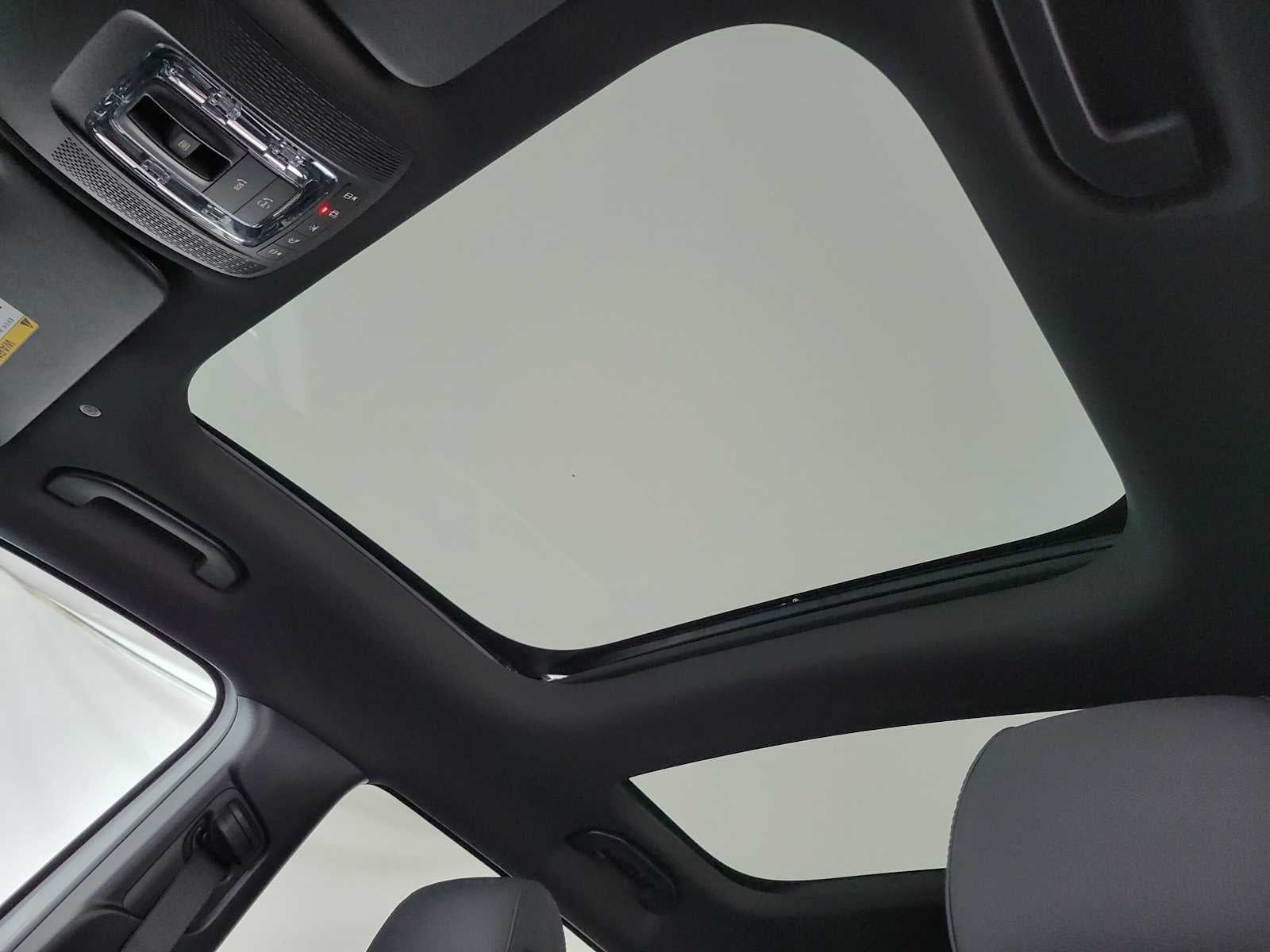 2026 Mercedes-Benz GLB 250 SUV