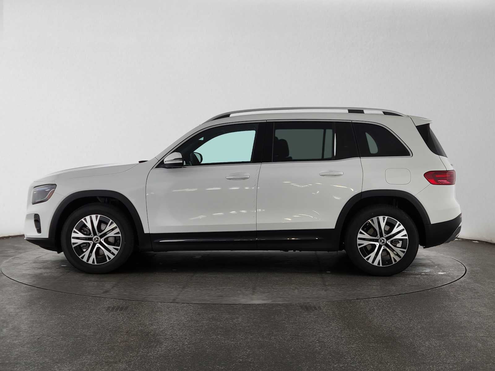 2026 Mercedes-Benz GLB 250 SUV