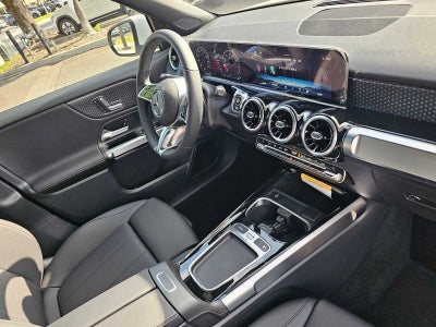 2026 Mercedes-Benz GLB 250 SUV