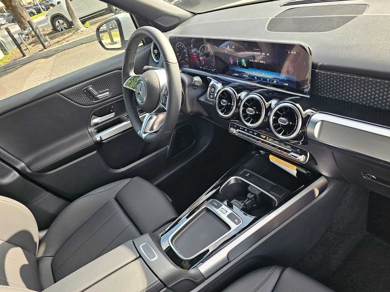 2026 Mercedes-Benz GLB 250 SUV