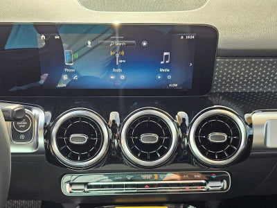 2026 Mercedes-Benz GLB 250 SUV