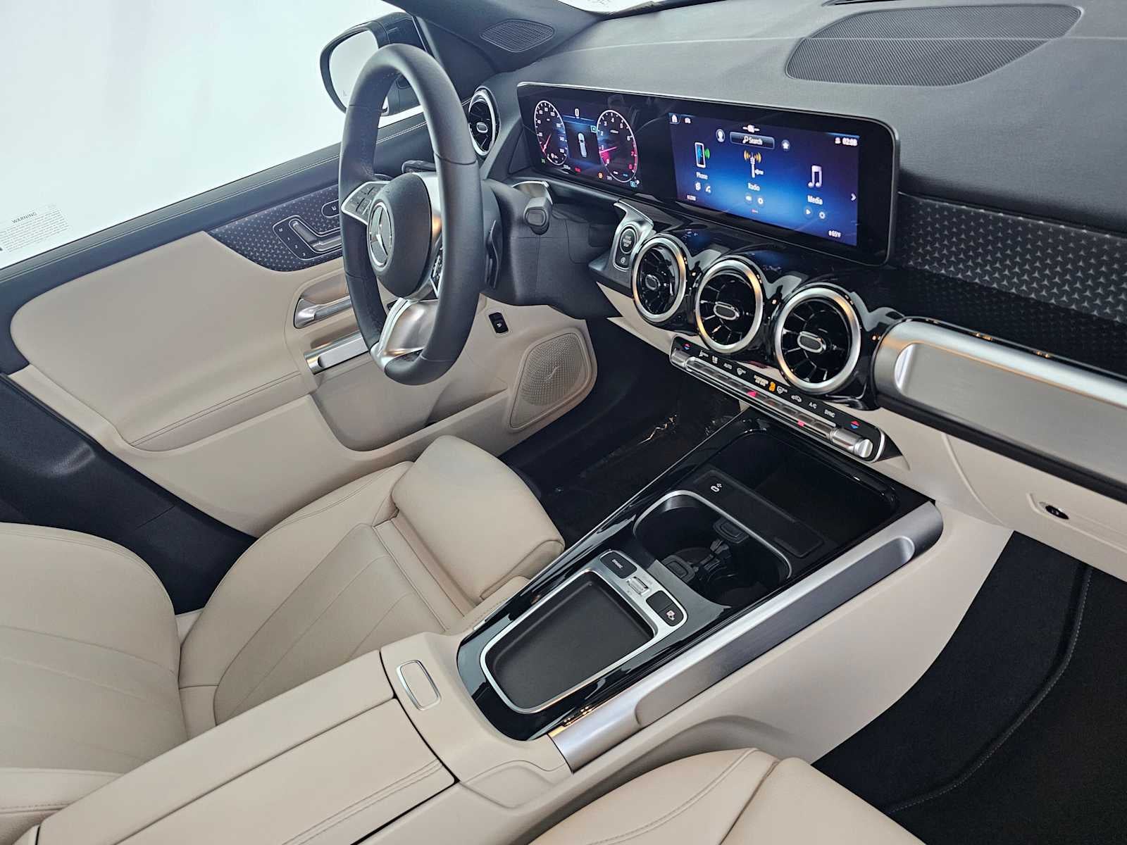 2026 Mercedes-Benz GLB 250 SUV