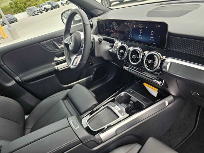 2026 Mercedes-Benz GLB 250 SUV