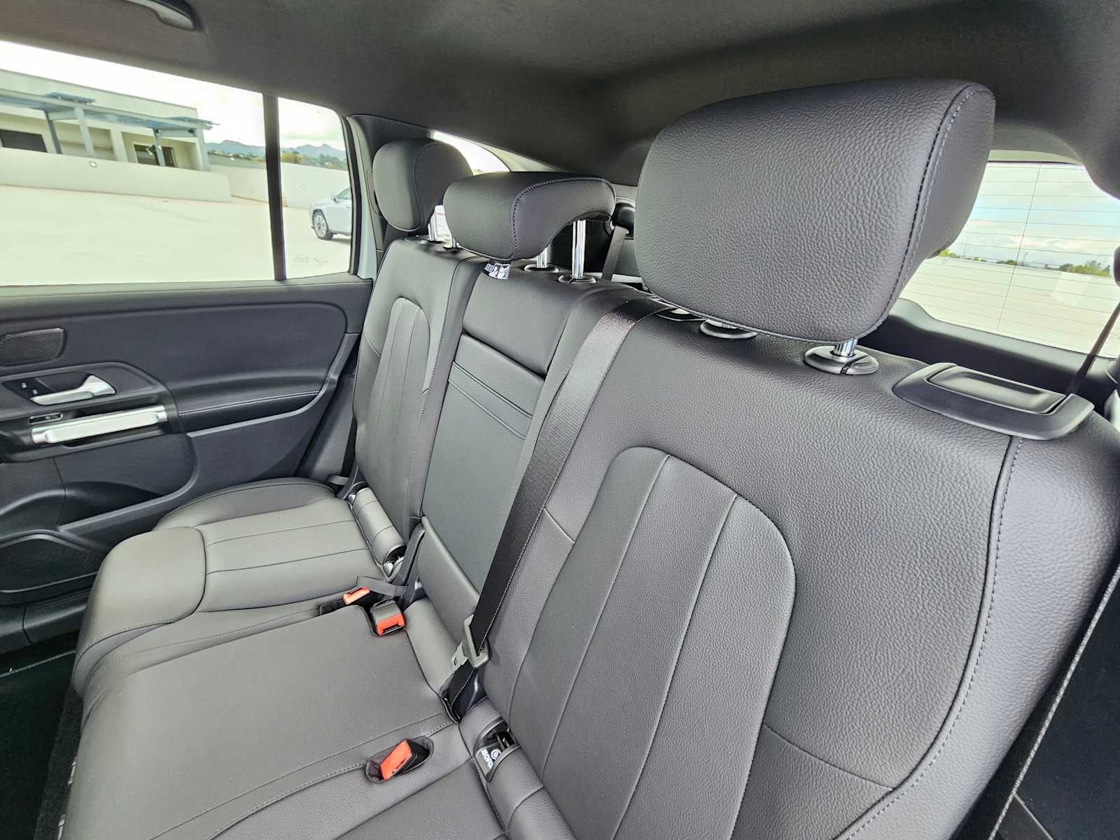 2026 Mercedes-Benz GLB 250 SUV