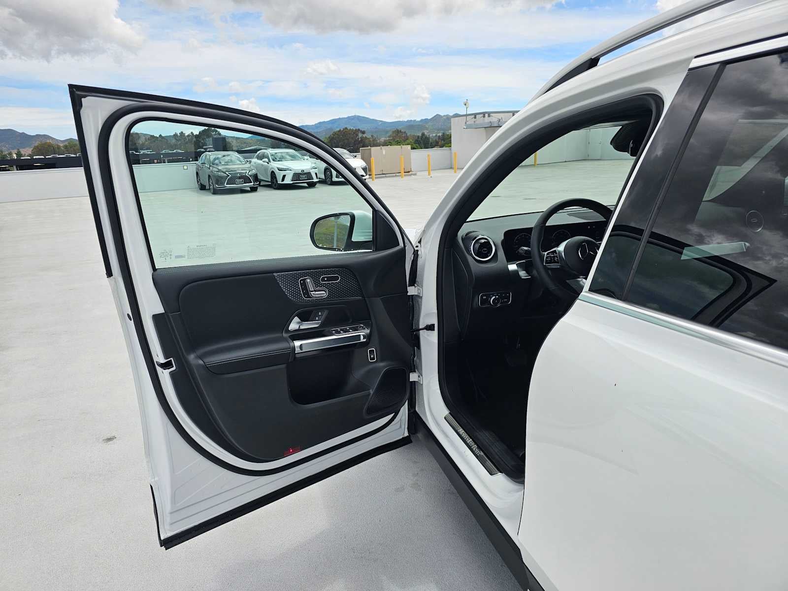 2026 Mercedes-Benz GLB 250 SUV