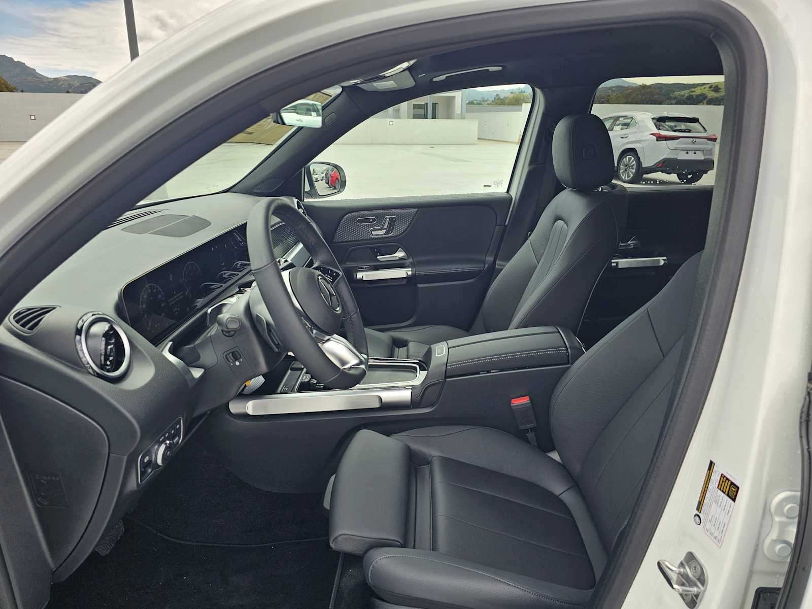 2026 Mercedes-Benz GLB 250 SUV