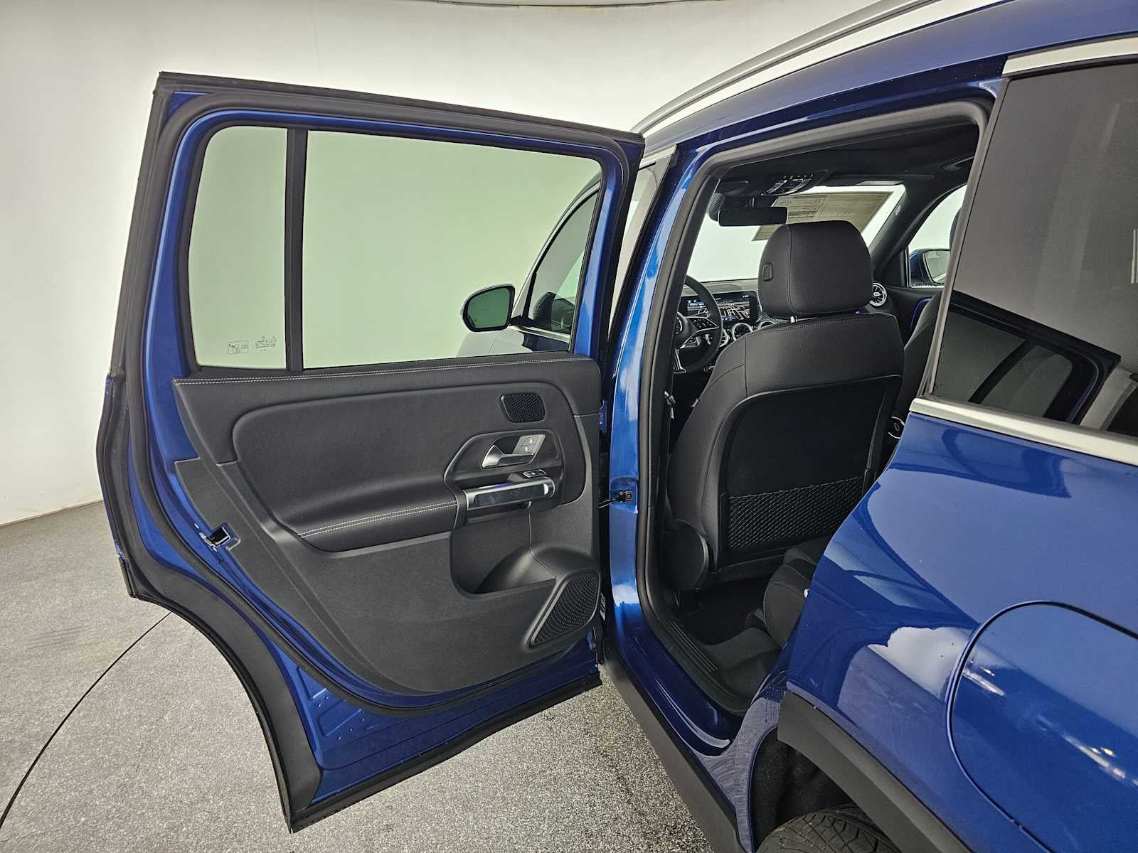 2026 Mercedes-Benz GLB 250 SUV