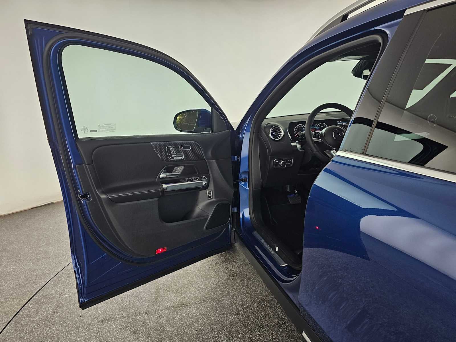 2026 Mercedes-Benz GLB 250 SUV