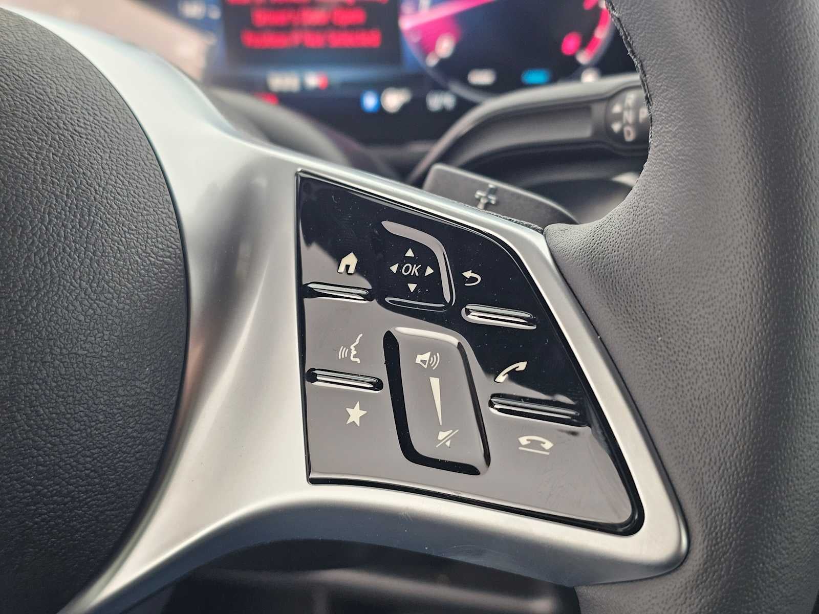 2026 Mercedes-Benz GLB 250 SUV