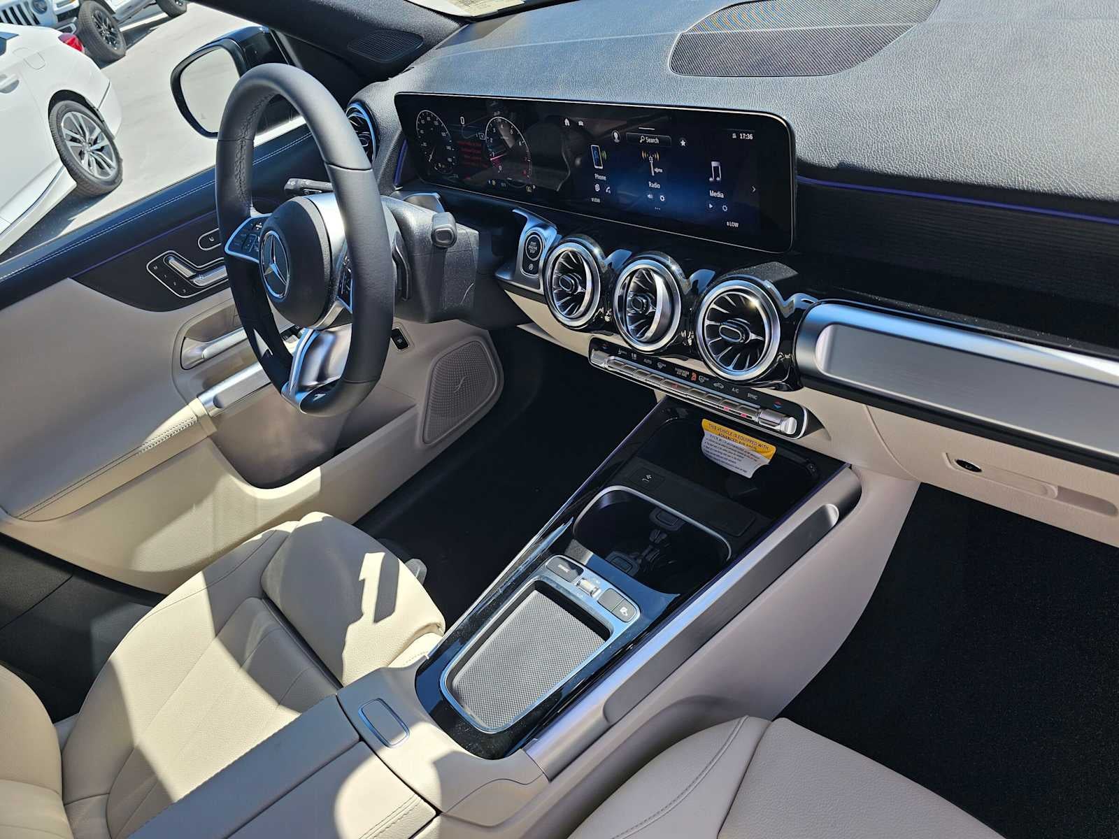 2026 Mercedes-Benz GLB 250 SUV