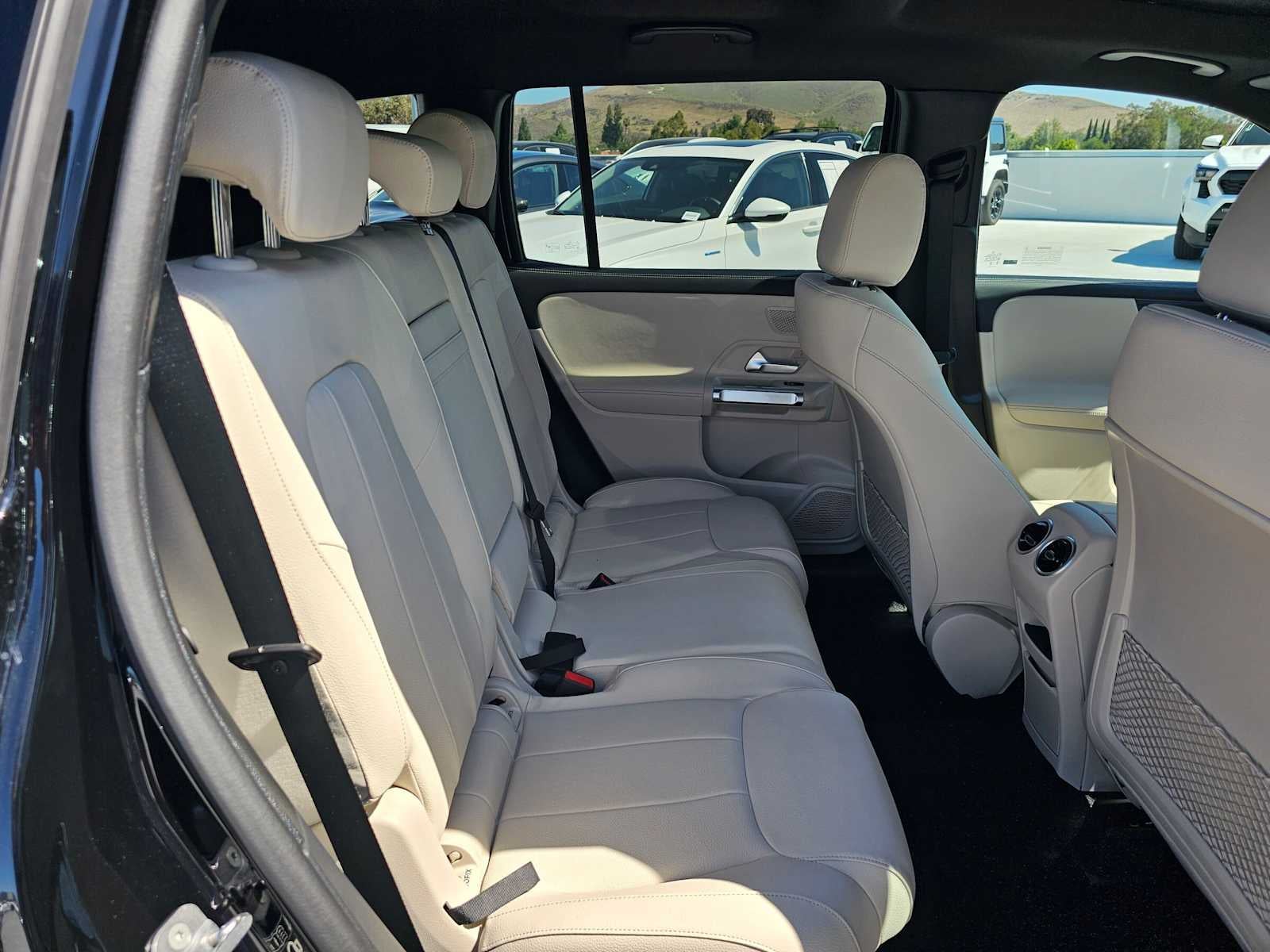 2026 Mercedes-Benz GLB 250 SUV