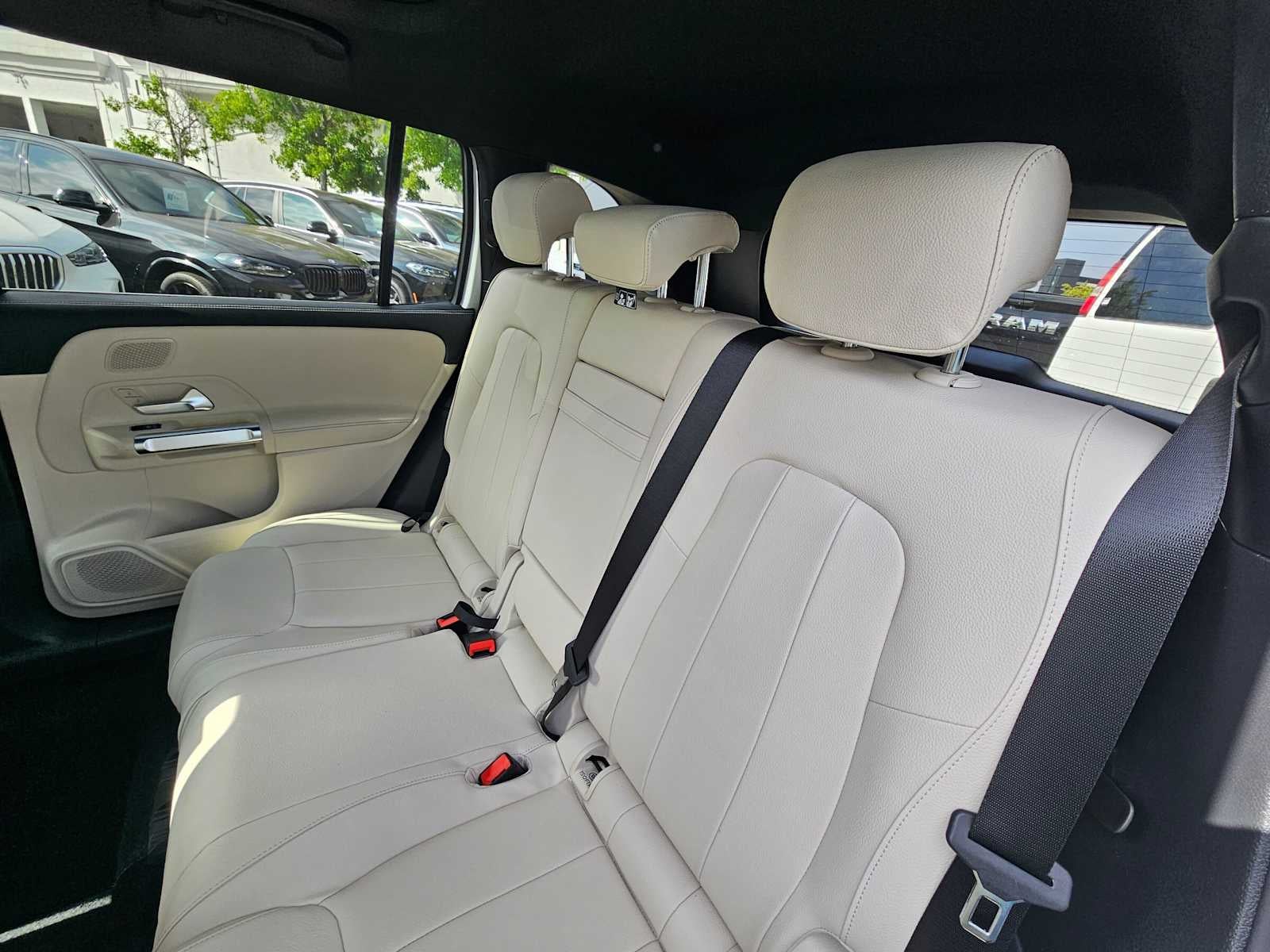 2026 Mercedes-Benz GLB 250 SUV