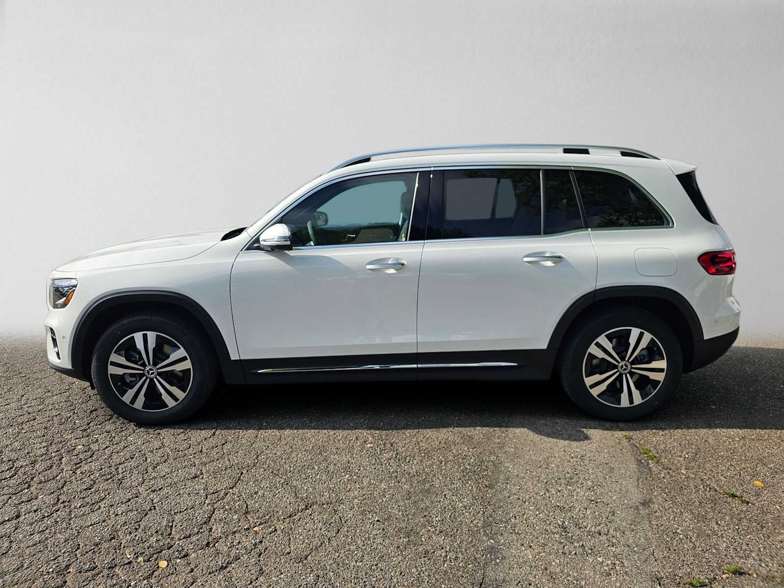 2026 Mercedes-Benz GLB 250 SUV
